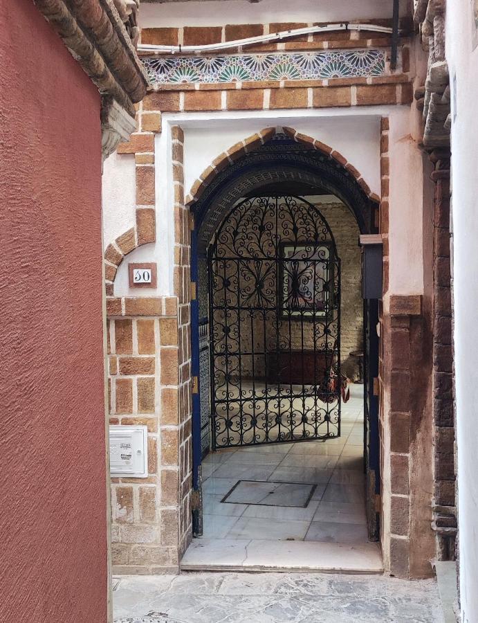 Suite Dona Ines Barrio Santacruz Seville Exterior photo